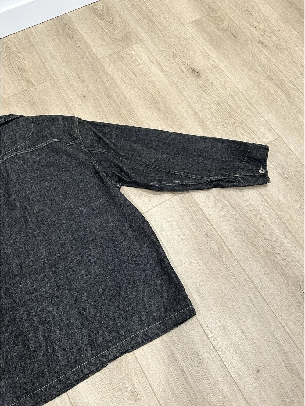 Vintage Guess Jeans Mens Sz L Denim Chore Barn Coat Jacket Workwear USA